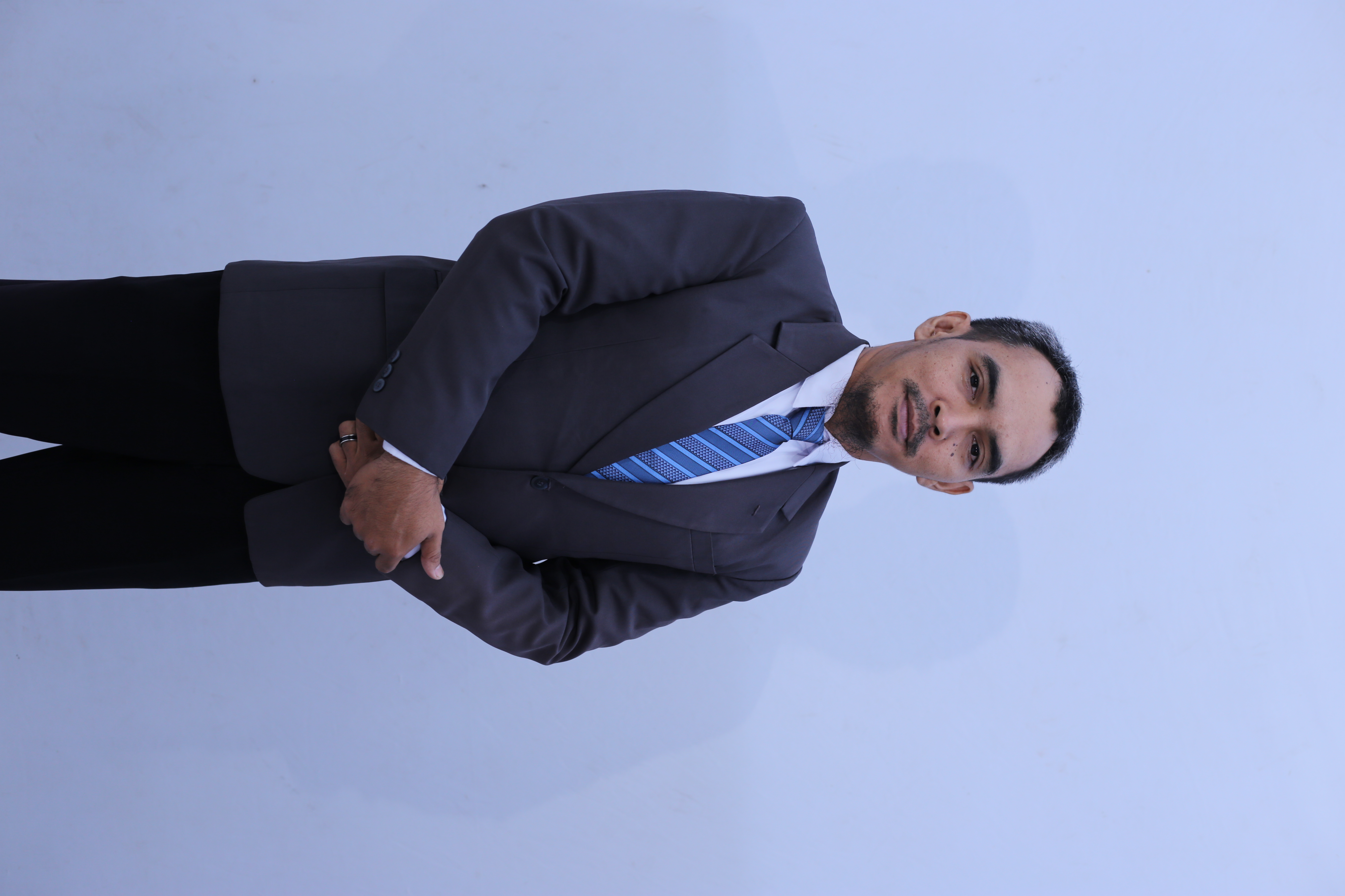 Iqbal Naraz Purwa, S.K.M., M.M.